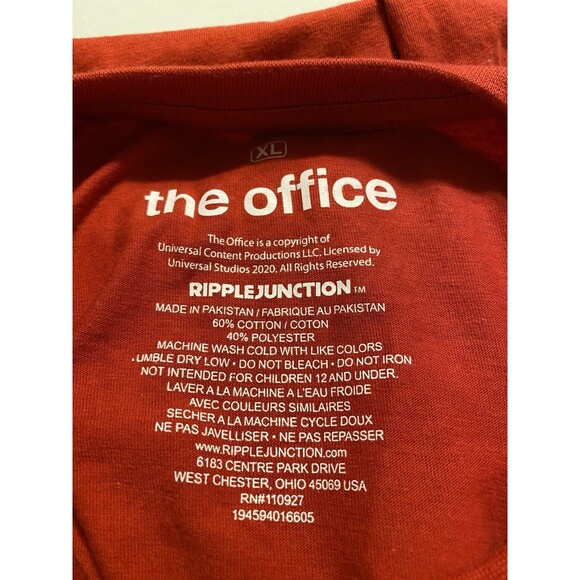 The Office Dwight Schrute Elf Ugly Christmas T-Shirt Men’s XL Fact: XMAS IS HERE - Picture 2 of 9